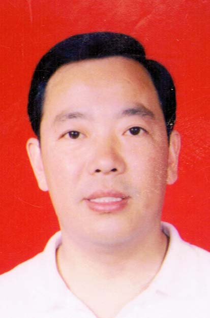 9张春明（四、五届）.jpg